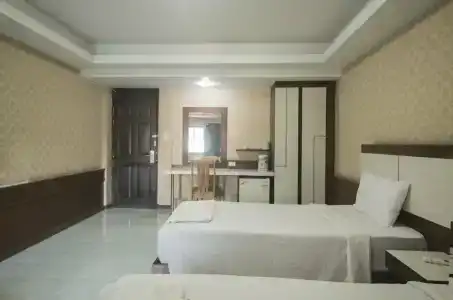 Khon Kaen Ruenrom - 25