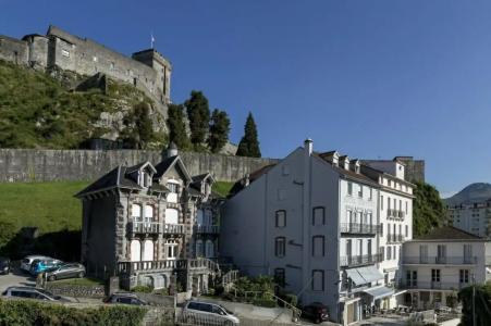 Hôtel Montfort - 44