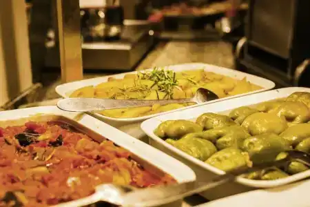 ROBINSON CAMYUVA - Adults only - 99