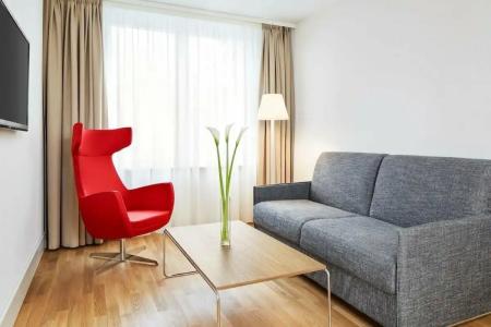 NH Collection Hamburg City - 9