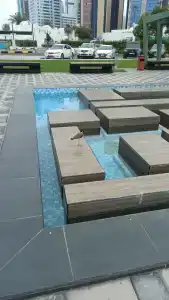 Holiday International - 80