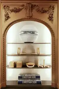 Hôtel Plaza Athénée - Dorchester Collection - 75