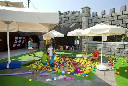 Club Resort Atlantis - 38