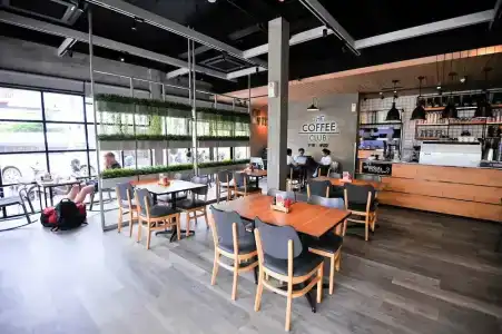 Glur Phuket Patong Beach - 5