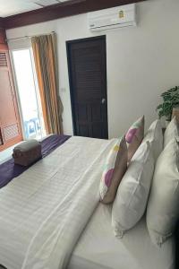 Naithon Beach Mansion - 61