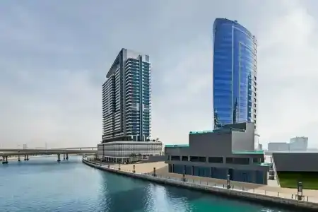 Radisson Blu, Dubai Canal View