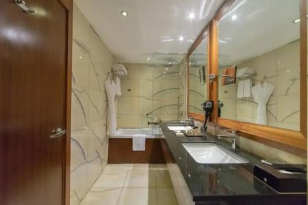 Crowne Plaza Istanbul Harbiye - 14