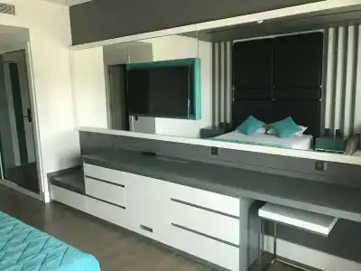 Oyster Boutique - 17