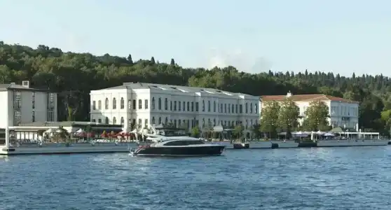Four Seasons Istanbul at the Bosphorus - 40