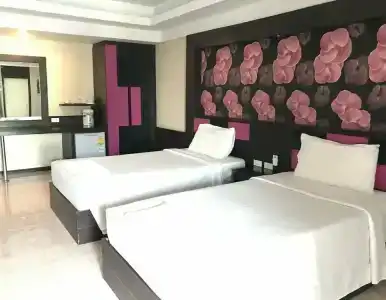 Khon Kaen Ruenrom - 9