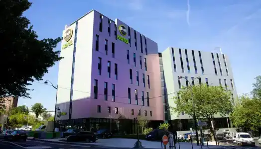 B&B Paris Porte des Lilas - 3