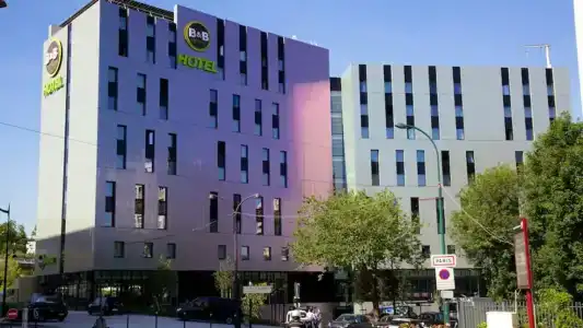 B&B Paris Porte des Lilas - 4