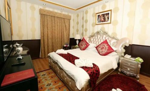 Clifton International - 89