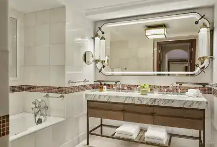 Four Seasons Istanbul at Sultanahmet - 11