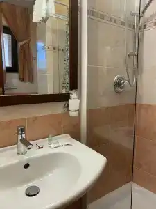 Euro House Inn Airport - 57