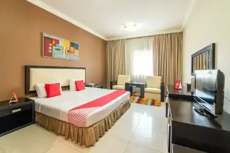 Crystal Plaza - 81