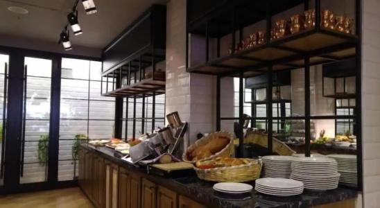 Grand Aras & Suites - 81