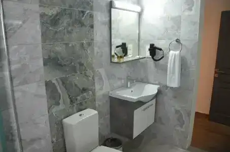 Piyes Otel - 97