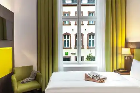 Ibis Styles Trier - 93