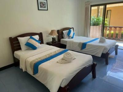 Lanta Seafront Resort - 60