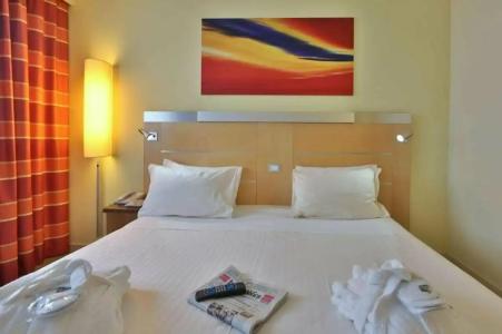 Best Western Palace Inn - 50