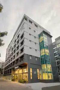 Oakwood Journeyhub Pattaya SHA Extra Plus - 25