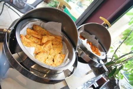 Best Western Plus South Coast Inn - 87