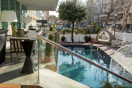 Best Western Maison B - 52