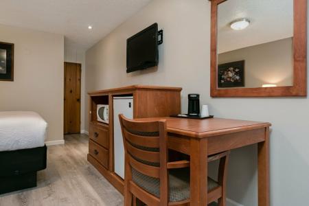 Courtesy Inn Downtown Eugene - 30