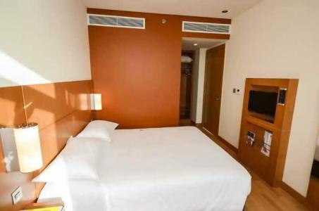 Ibis Abu Dhabi Gate - 99