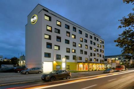 B&B Munchen City-West - 8