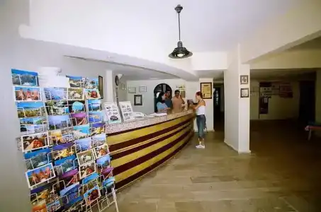 Kleopatra Melissa - 91