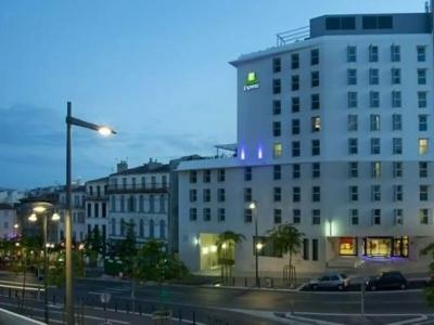Holiday Inn Express Marseille Saint Charles, an IHG