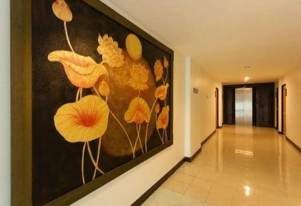 The Little Moon Residence - 2