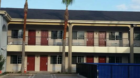 Texas Inn Downtown McAllen - 5