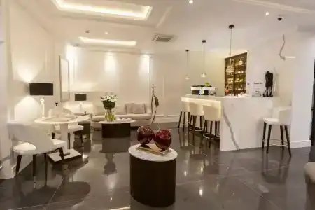 Boutique Vissi d'Arte - 93