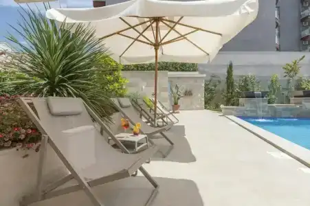 Boutique Momentum by Aycon - 16