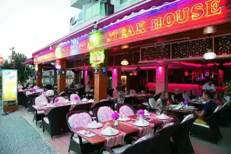 Merve Sun & SPA - 30