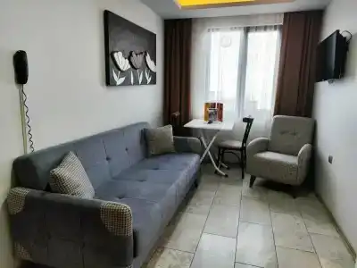 Gloria Suite - 11