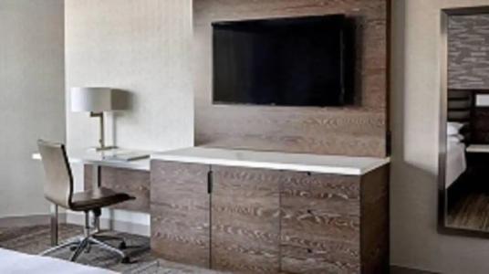 Ventura Beach Marriott - 90