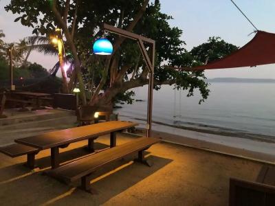 Koh Mak Buri Hut Natural Resort - 45