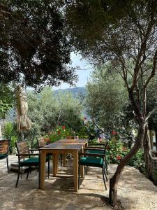 Peninsula Gardens - Adults Only - 73