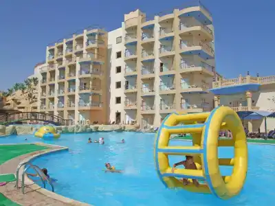 Sphinx Aqua Park Beach Resort - 43
