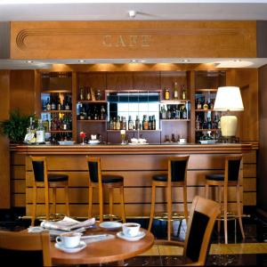 Ramada by Wyndham Naples - 72