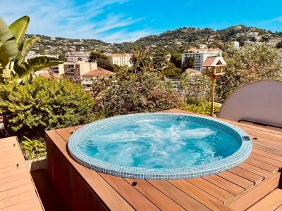 Best Western Premier Le Patio des Artistes Wellness Jacuzzi - 57