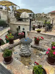 Elysion Cave Suites - 1