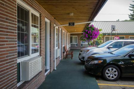 Courtesy Inn Downtown Eugene - 8