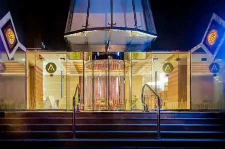 Avenue Dubai - 18