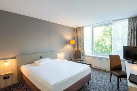 Park Inn by Radisson Dresden - 27