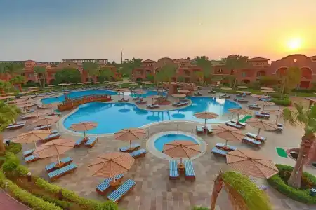 Charmillion Gardens Aquapark - 84